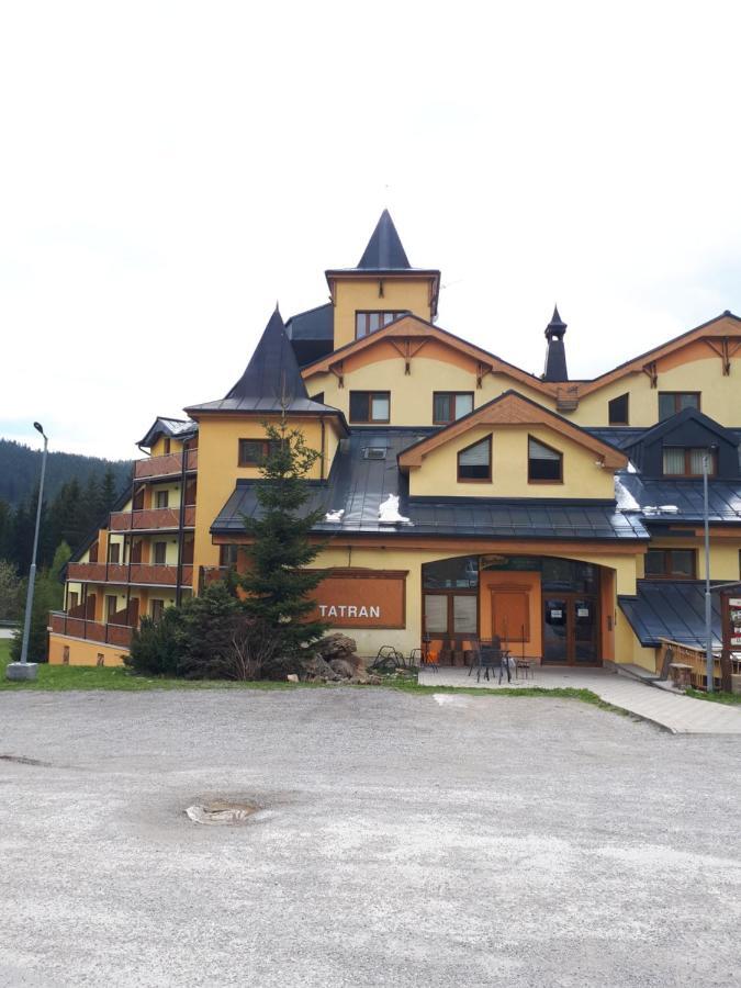 Apartmanovy Dom Tatran, Apartman A32 ドノヴァリ エクステリア 写真